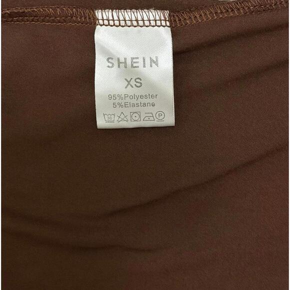 V-neck Fitted Shirt in Brown (X-SMALL) - Picture 3 of 3